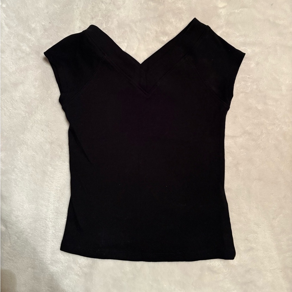 Zara Black Short Sleeve V-Neck Top